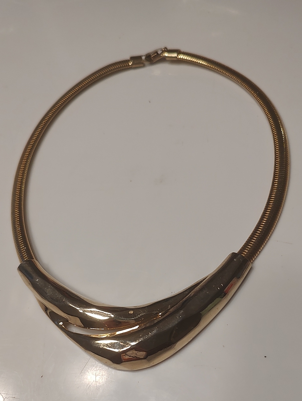 Vintage Gold tone  Omega Style Collar Necklace